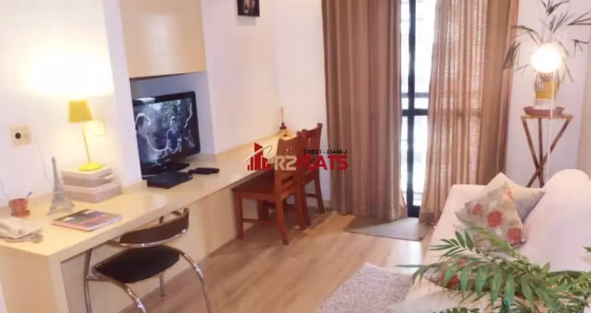 Flat com 1 quarto à venda na Avenida Lavandisca, 365, Moema, São Paulo