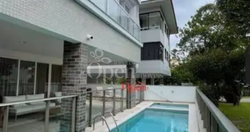 Apartamento finamente decorado em jurerê -florianópolis/sc