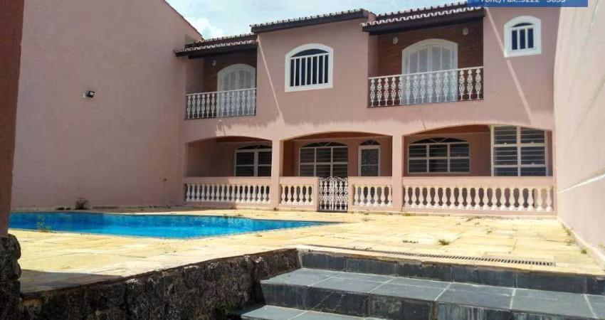 Casa com 3 dormitórios à venda, 200 m² por R$ 720.000,00 - Vila Garcia - Votorantim/SP