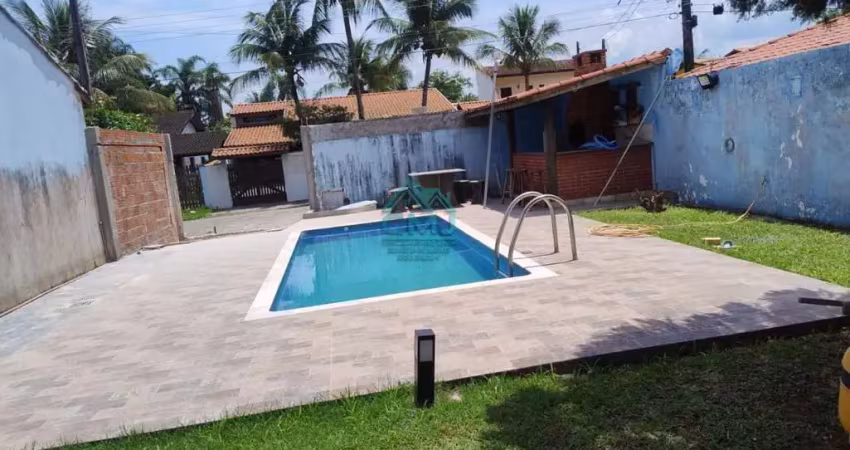 Casa para Venda em Caraguatatuba, Massaguaçu, 2 dormitórios, 1 banheiro, 3 vagas