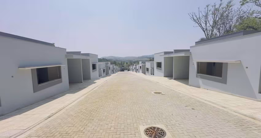 Casa em Condomínio para Venda em Atibaia, Usina, 2 dormitórios, 1 suíte, 1 banheiro, 1 vaga