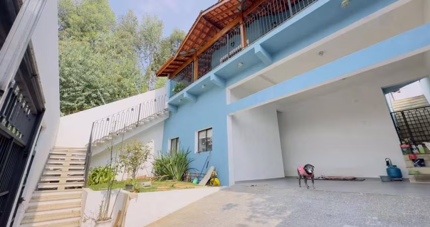 Casa para Venda em Mairiporã, Lavapés, 3 dormitórios, 1 suíte, 3 banheiros, 4 vagas