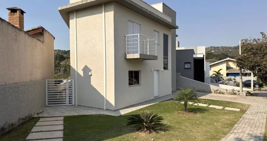 Casa em Condomínio para Venda em Atibaia, Condomínio Terras de Atibaia II, 3 dormitórios, 1 suíte, 4 banheiros, 2 vagas