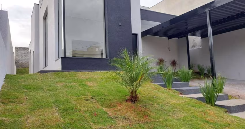 Casa para Venda em Atibaia, Itapetinga, 3 dormitórios, 1 suíte, 3 banheiros, 2 vagas