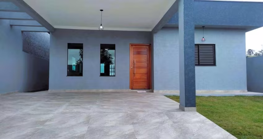 Casa para Venda em Atibaia, Serras de Atibaia, 3 dormitórios, 1 suíte, 3 banheiros, 4 vagas