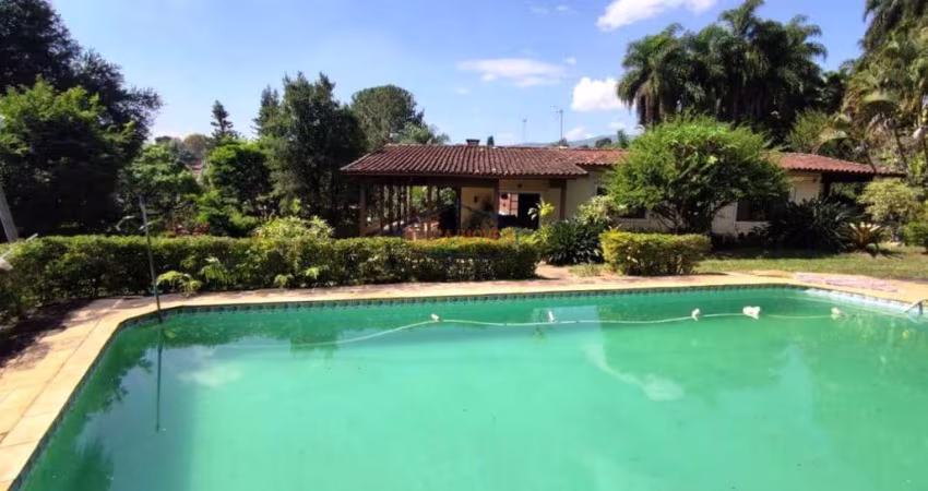 Chácara para Venda em Atibaia, Jardim Paulista, 3 dormitórios, 1 suíte, 2 banheiros, 4 vagas