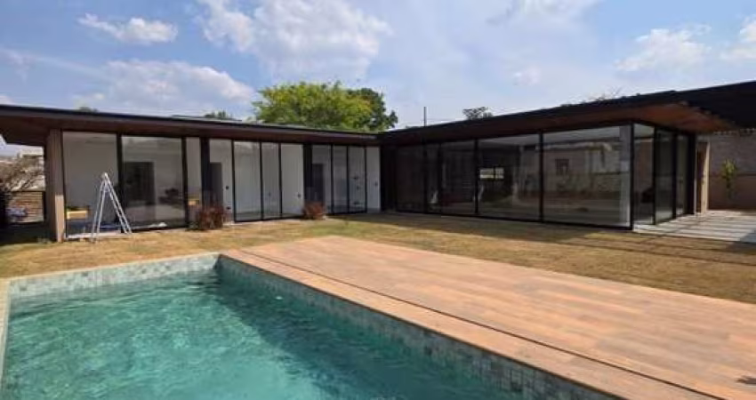Casa em Condomínio para Venda em Atibaia, Condomínio Figueira Garden, 3 dormitórios, 3 suítes, 4 banheiros, 2 vagas
