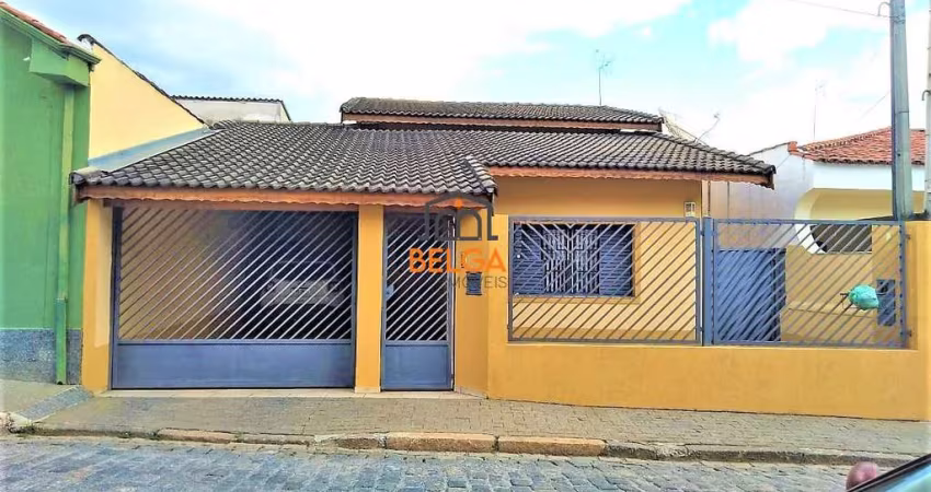 Casa para Venda em Atibaia, Centro, 4 dormitórios, 2 suítes, 4 banheiros, 4 vagas