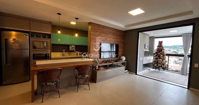 Apartamento vista mar com 3 suítes na Beira Mar de São José