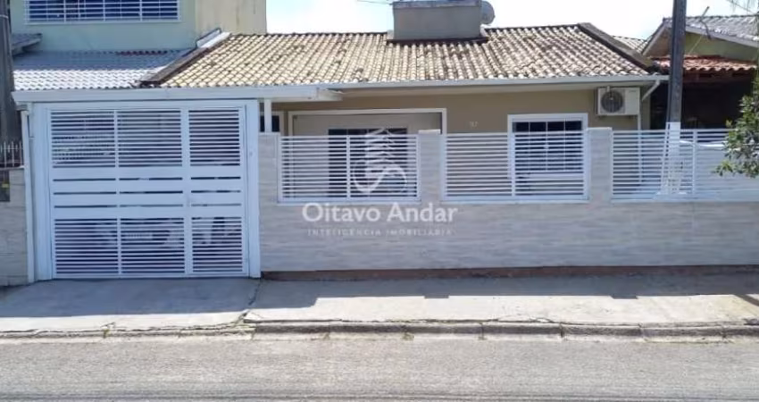 Casa 2 Quartos - São Sebastião