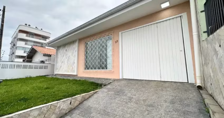 Casa com 3 quartos à venda na Rodovia BR-101, 10, Barreiros, São José