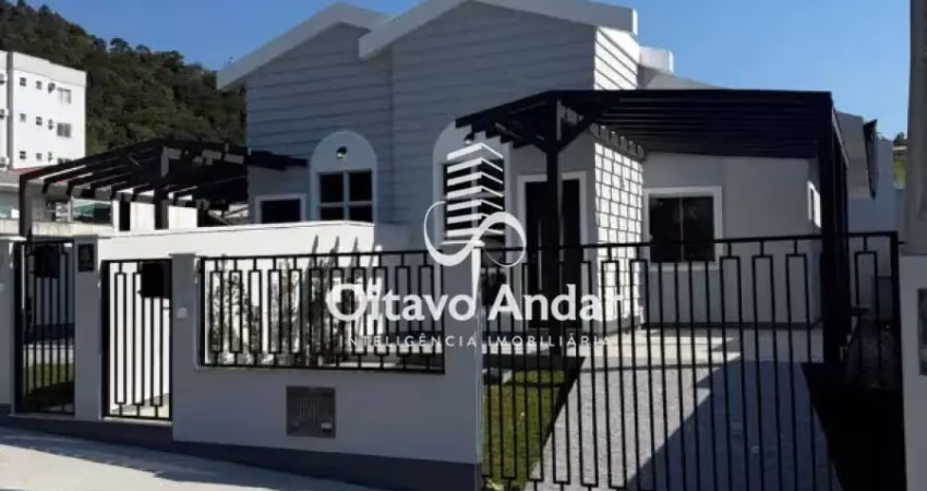 Casa com 3 quartos à venda na Rua Bertoldo Simão de Oliveira, 10, Fundos, Biguaçu