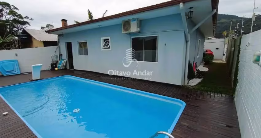 Casa com 3 dormitórios, piscina e espaço gourmet – biguaçu/sc