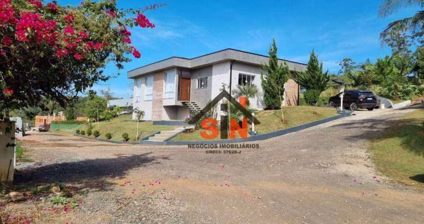 Casa com 4 dormitórios à venda, 250 m² por R$ 800.000,00 - Ipelândia - Suzano/SP
