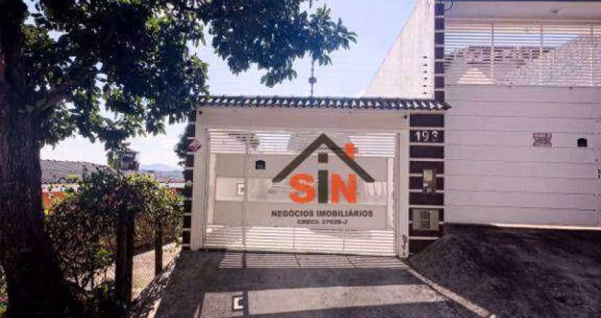 Casa com 2 dormitórios à venda, 93 m² por R$ 742.000,00 - Perobal - Arujá/SP