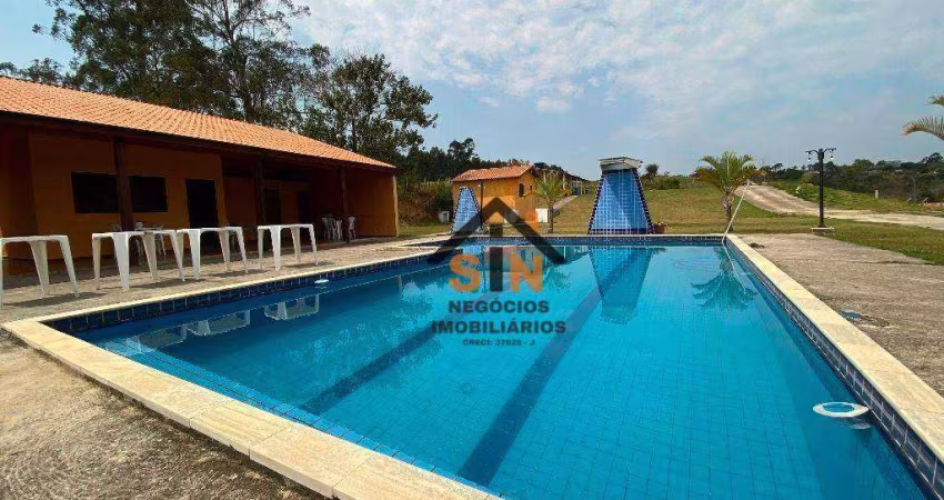 Chácara com 3 dormitórios à venda, 21600 m² por R$ 2.200.000,00 - Chácaras Guanabara - Guararema/SP