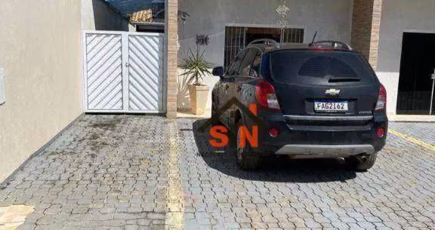 Sobrado com 2 dormitórios à venda, 84 m² por R$ 375.000,00 - Jardim Itanhaém - Itanhaém/SP