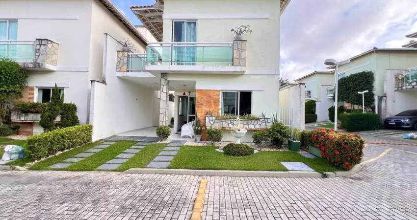 Casa duplex no Condomínio Monte Olimpo I