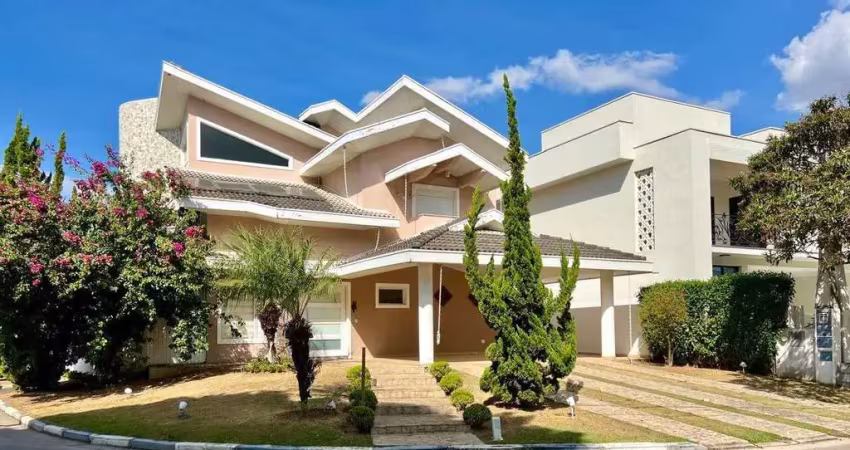 Lindo Sobrado em Condomínio 3 suites/Piscina/ Área gourmet