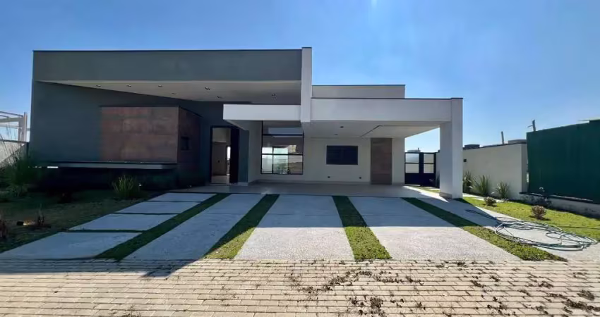 Casa alto padrão com área gourmet, piscina e 4 dorms na melhor da cidade