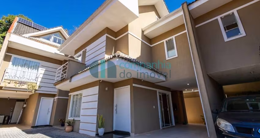 Triplex à venda 148m², mobiliado. Impecável!