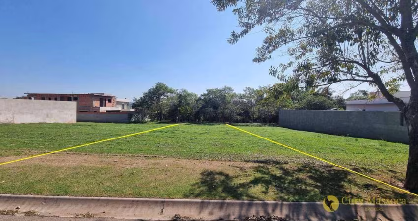 Excelente terreno com área verde ao fundo, e ótima localização