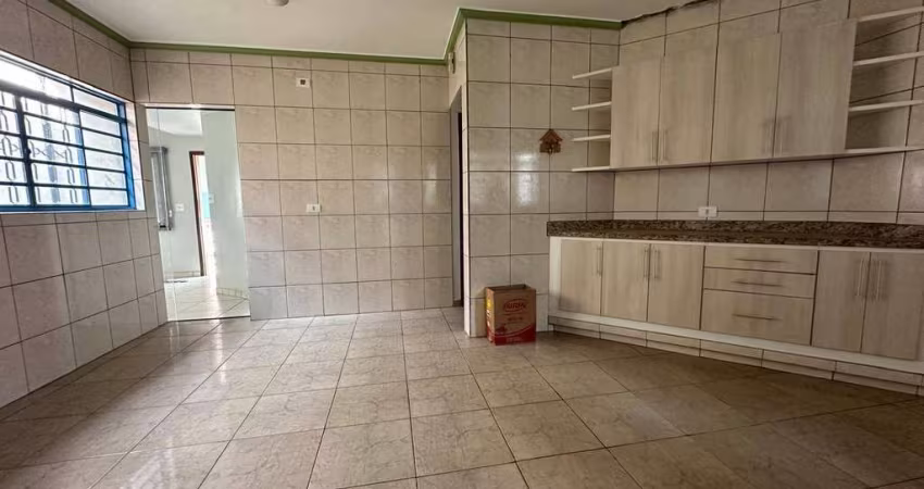 Casa com 3 quartos, sendo 1 suíte no bairro São Gabriel II