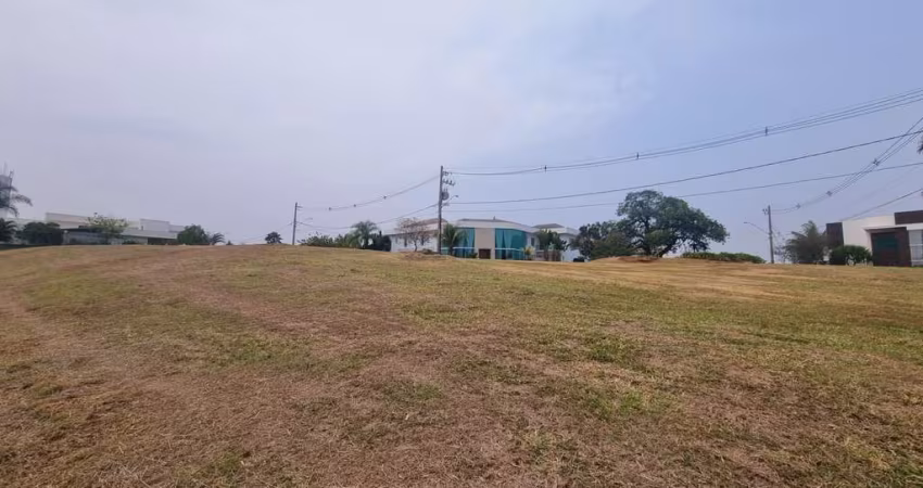 MAGNÍFICO TERRENO À VENDA NO CONDOMÍNIO PLAZA ATHÉNEÉ EM ITU