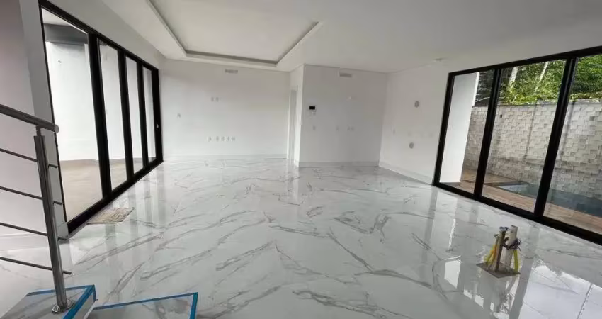 Casa geminada com 3 quartos à venda, saguaçu - joinville