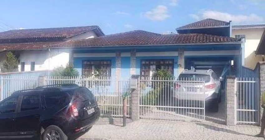 Casa 3 quartos - à venda - Costa e Silva