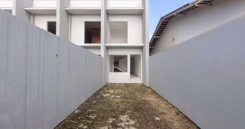 Casa com 2 quartos à venda na Rua Deomar de Souza, 52, Jardim Sofia, Joinville