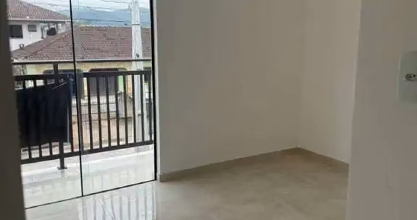 Geminado de esquina – 2 suítes e localização privilegiada!