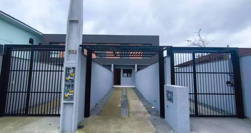 Oportunidade! geminado com 2 dormitórios e área externa