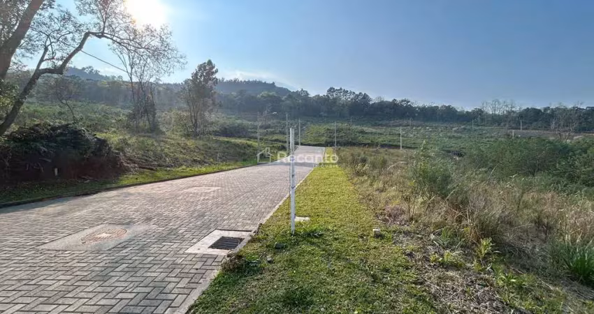 Terreno à venda na Avenida Trab., Várzea Grande, Gramado