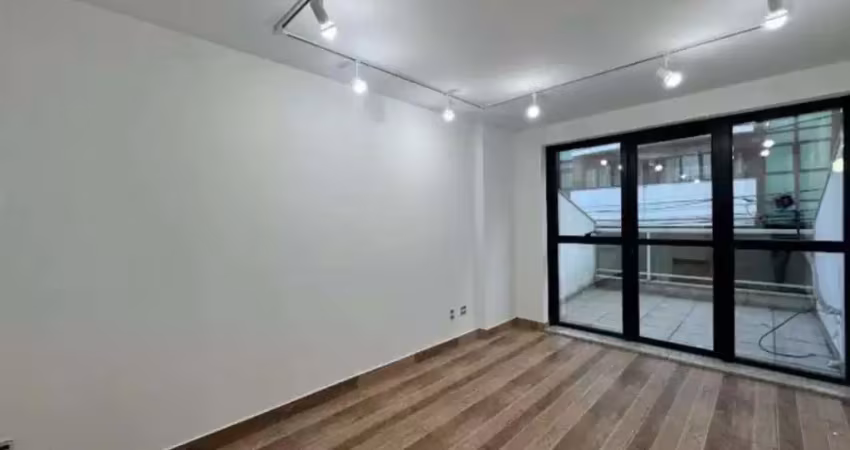 Sala comercial à venda na Rua Doutor José Mendonça Clark, Várzea, Teresópolis