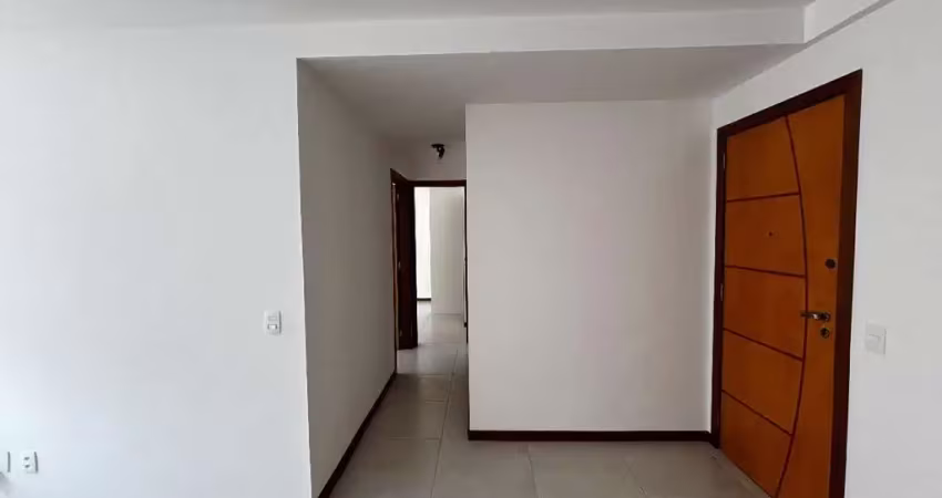 Apartamento com 2 quartos para alugar na Rua Ário Menezes, Agriões, Teresópolis