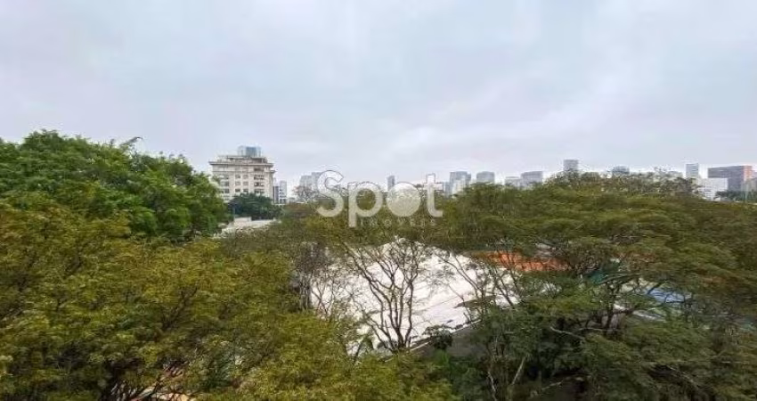 PRÓXIMO À HEBRAICA DUPLEX- VAGO- DISPONÍVEL!