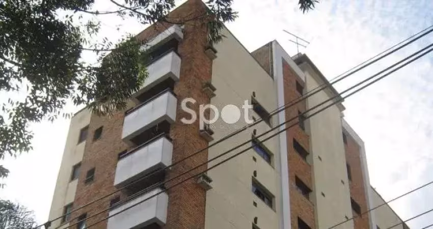Desfrute do máximo de conforto e sofisticação nesta cobertura excepcionalmente remodelada!