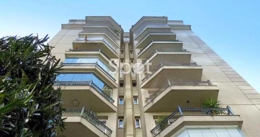 PRÉDIO COM BELA ARQUITETURA, EM UMA DAS MELHORES RUAS DO BAIRRO!