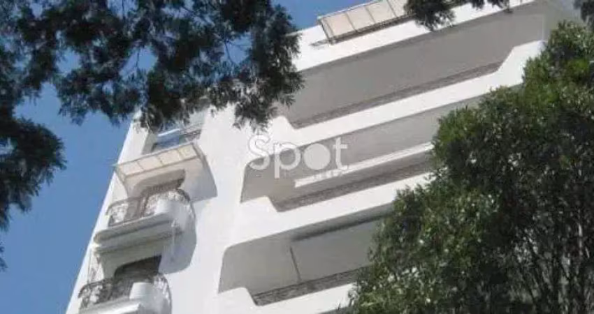 Localização espetacular- entorno muito nobre- apartamento amplo- planta perfeita- vista incrív