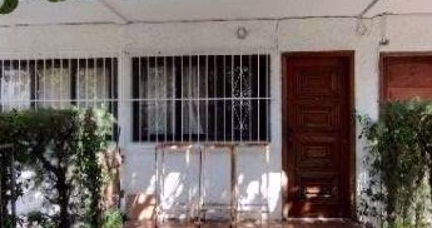 Casa com 1 dormitório  1 QUADRA DA PRAIA DO FORTE à venda, 65 m² por R$ 380.000 - Vila Nova - Cabo Frio/RJ