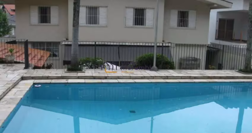 Casa com piscina jardim guedala ampla e segura 890 metros de terreno.