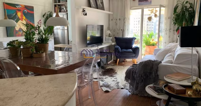 Duplex reformado venda mobiliado bom gosto.