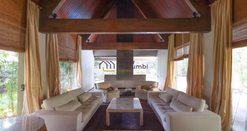 CASA COM 4 SUÍTES E 6 VAGAS NO MORUMBI!