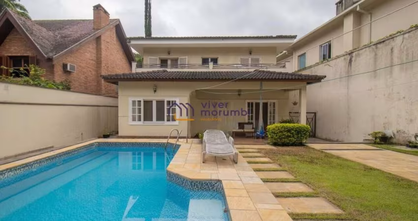 Casa Assobradada na região do Panamby, próxima ao Vitória Régia.