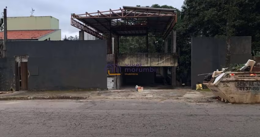 CASA PARA REFORMA TOTAL NA REGIÃO DO PANAMBY