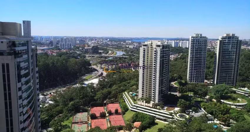 Apartamento no Villaggio Panamby com 4 suítes