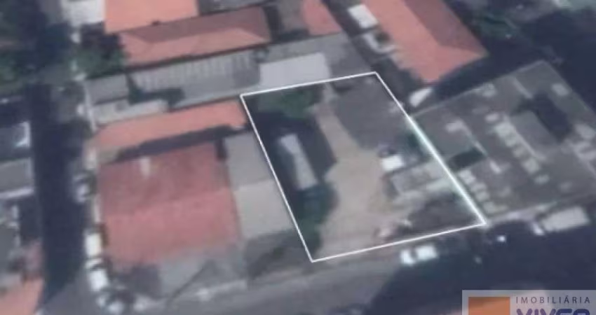 Terreno em localização estratégica, vizinho a grande centro de compras - Nova 25 de Março - que pote
