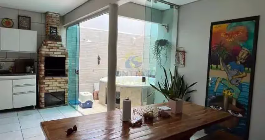 Casa em condomínio fechado com 3 quartos à venda na Avenida das Palmeiras, 123, Jardim Imperial, Cuiabá