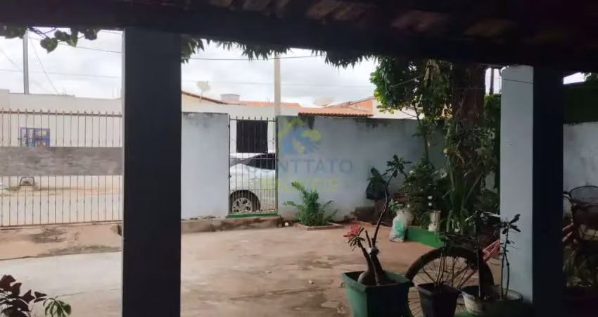 Casa com 2 quartos à venda na Radialista Edson Luis da Silva, 19, Tijucal, Cuiabá